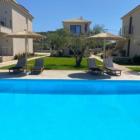 Three Charites Resort Gialova Esterno foto