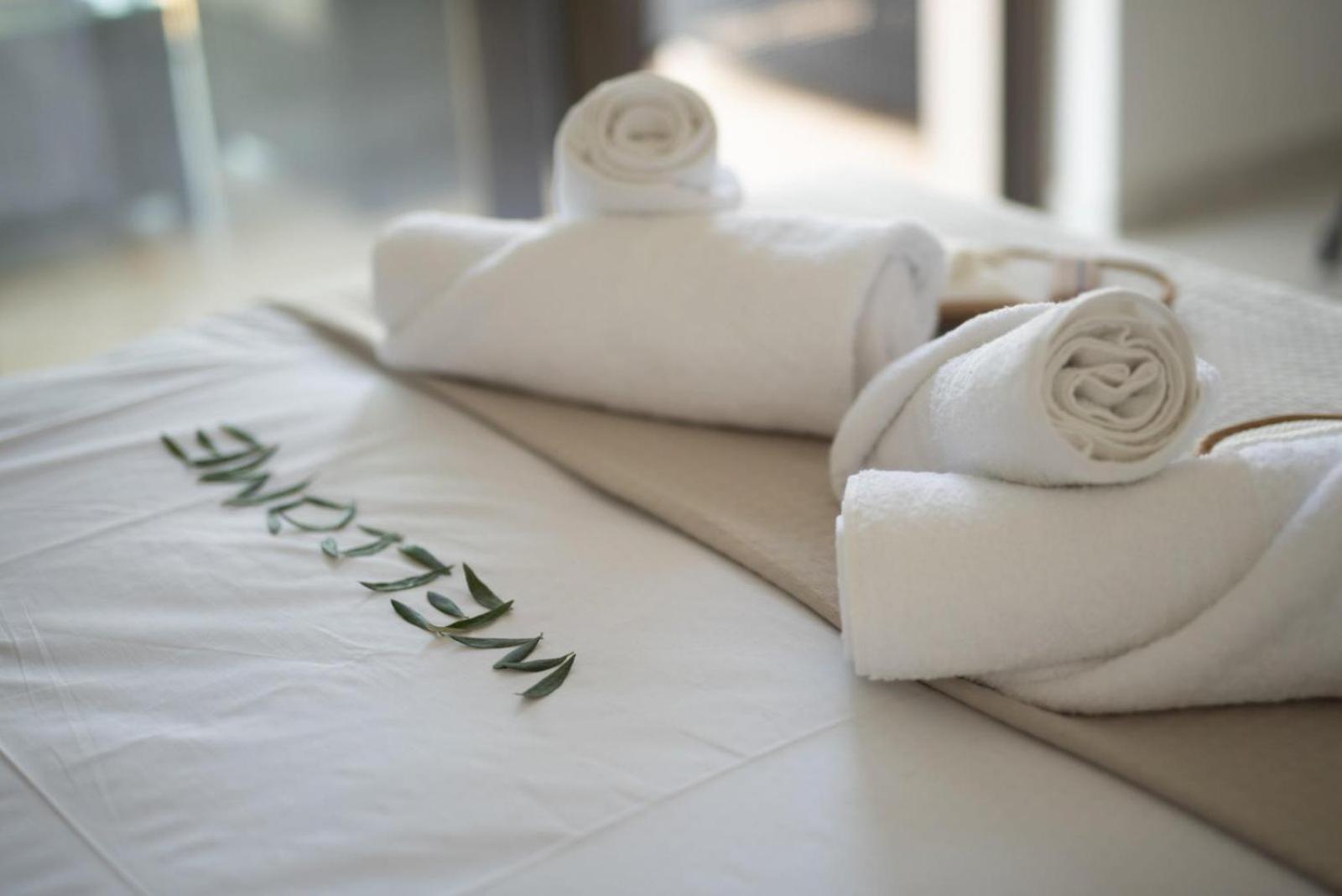 Three Charites Resort Gialova Esterno foto