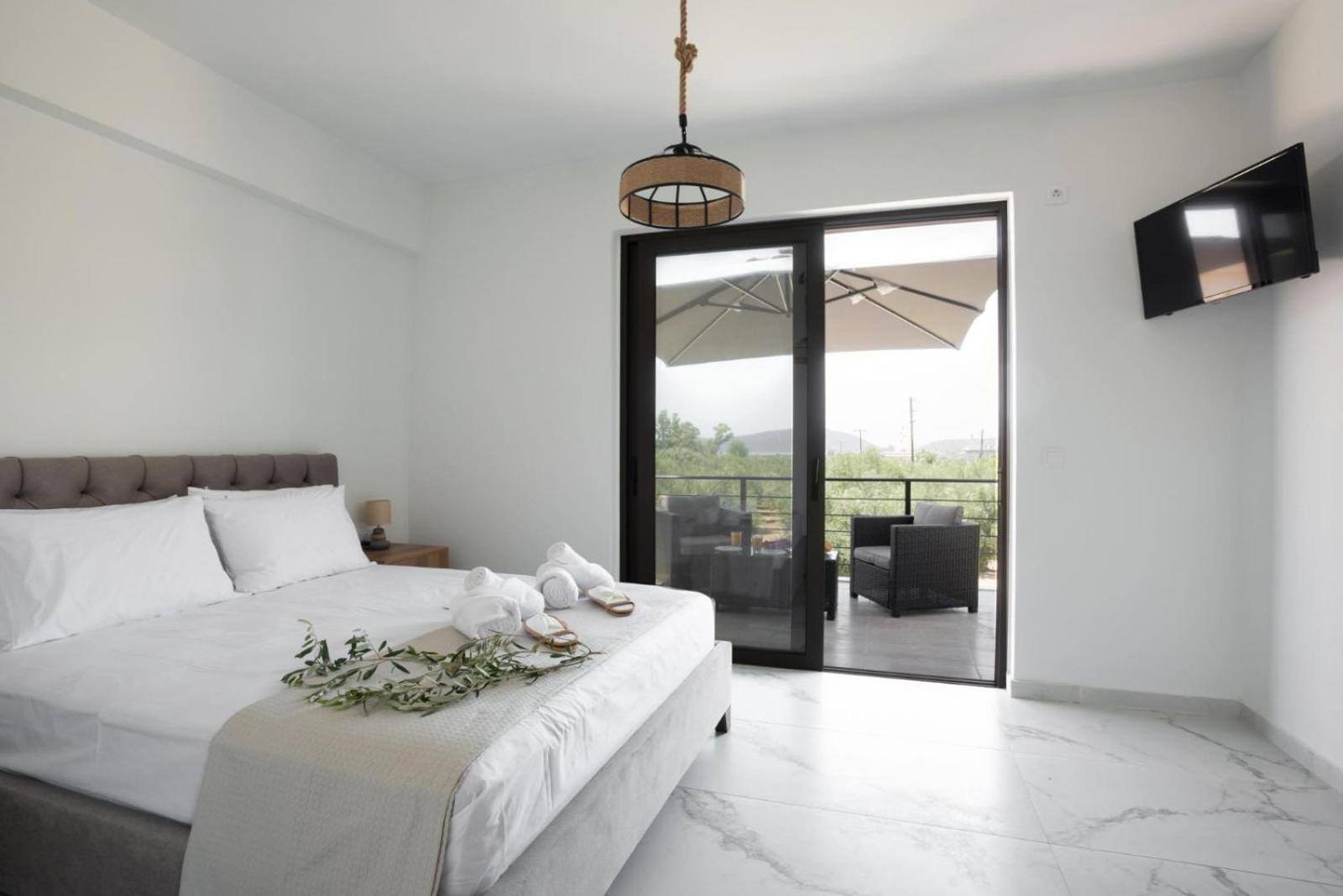 Three Charites Resort Gialova Esterno foto