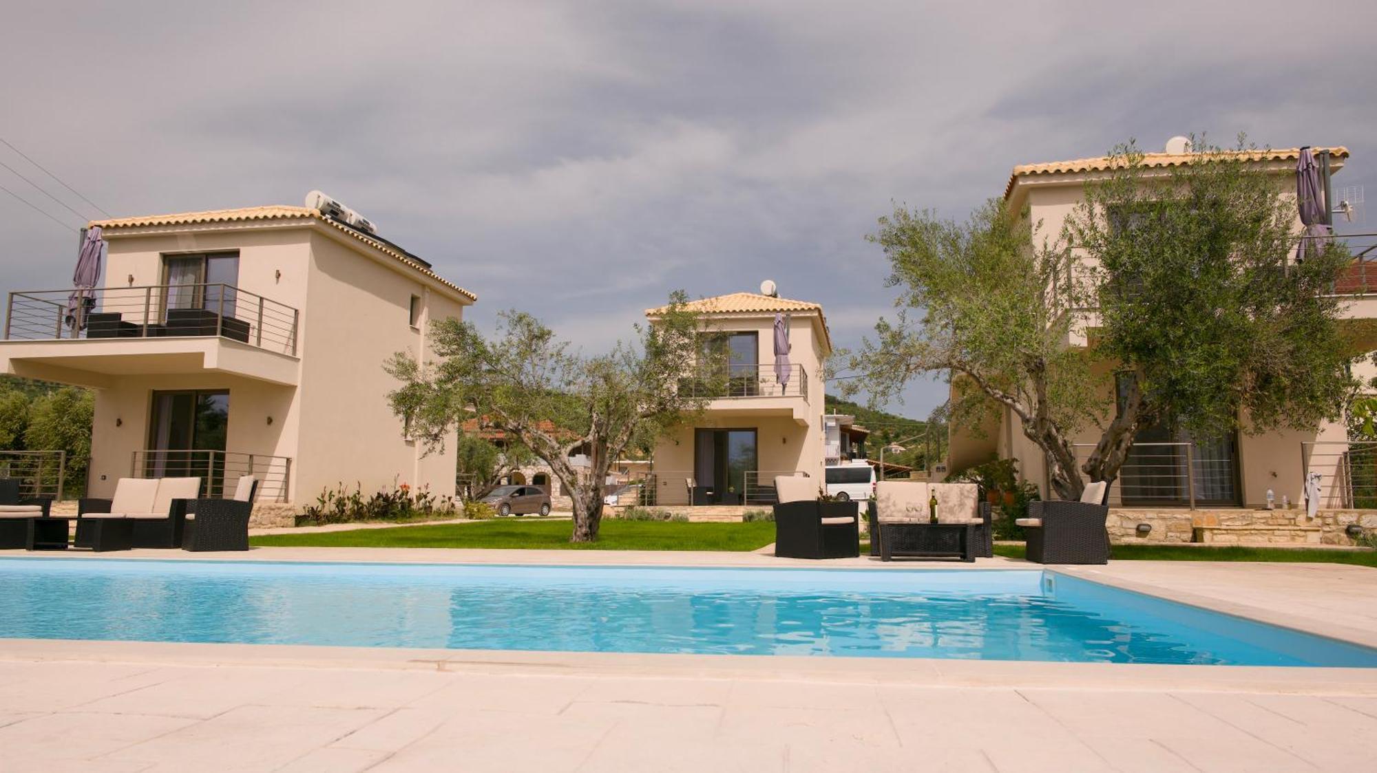 Three Charites Resort Gialova Esterno foto