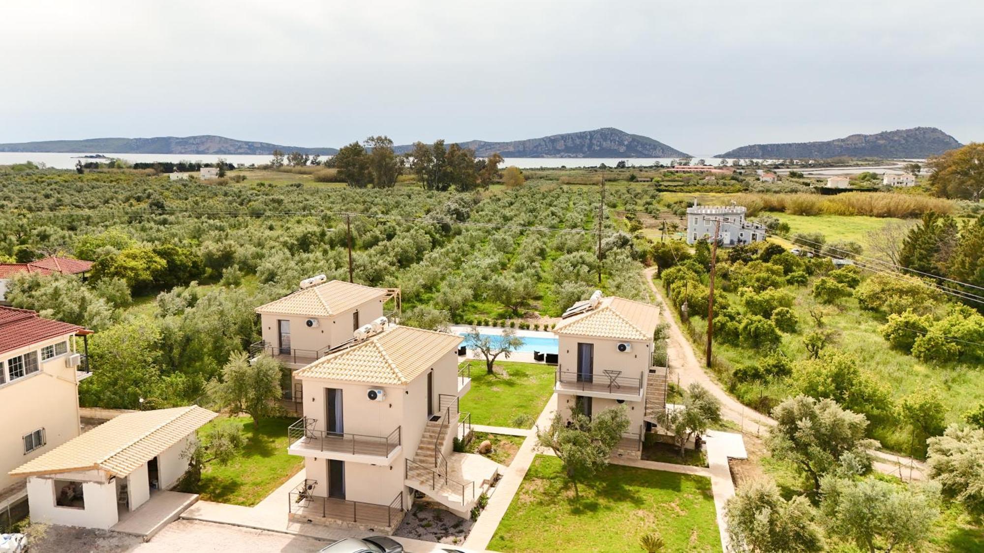 Three Charites Resort Gialova Esterno foto