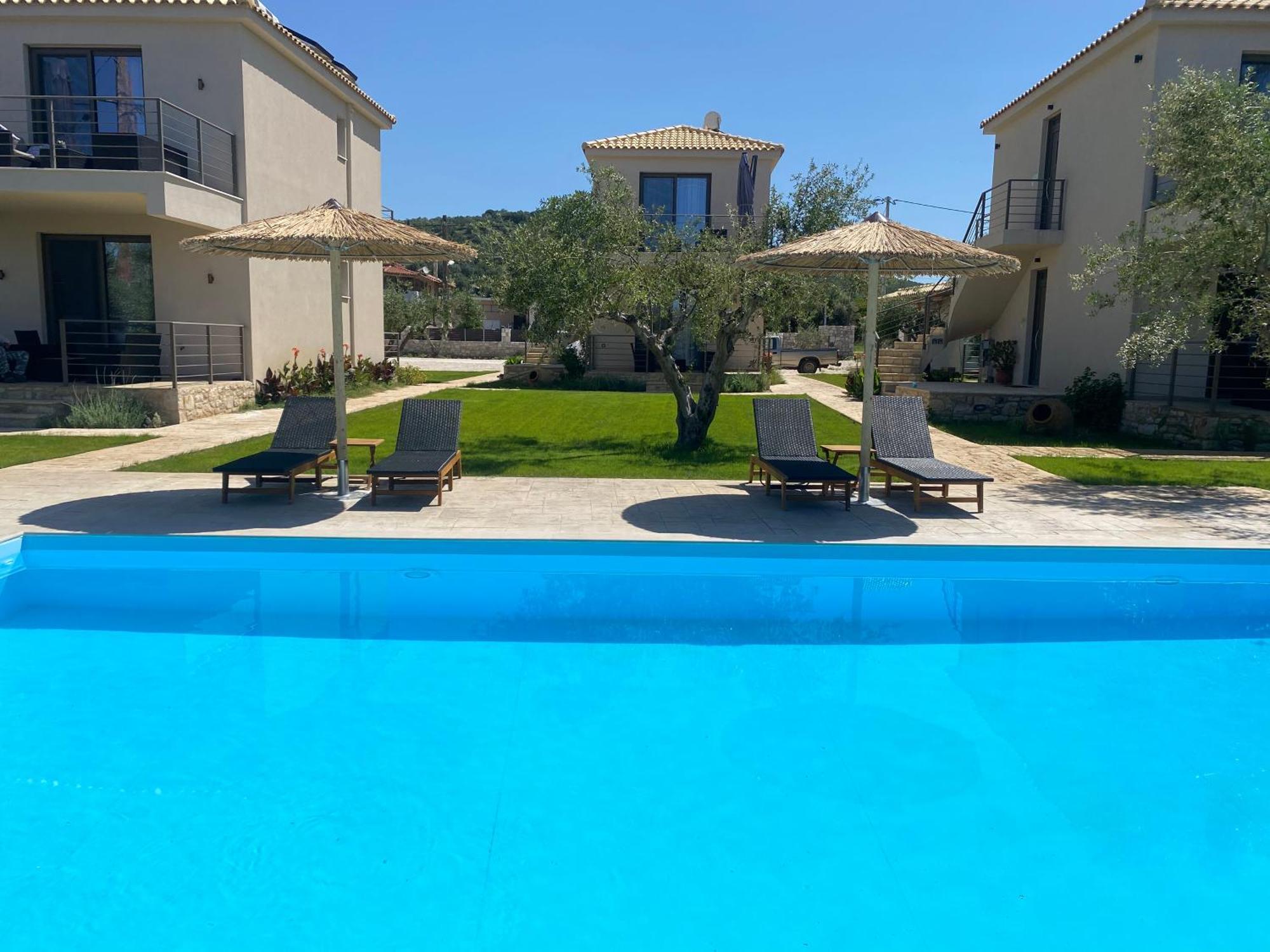 Three Charites Resort Gialova Esterno foto
